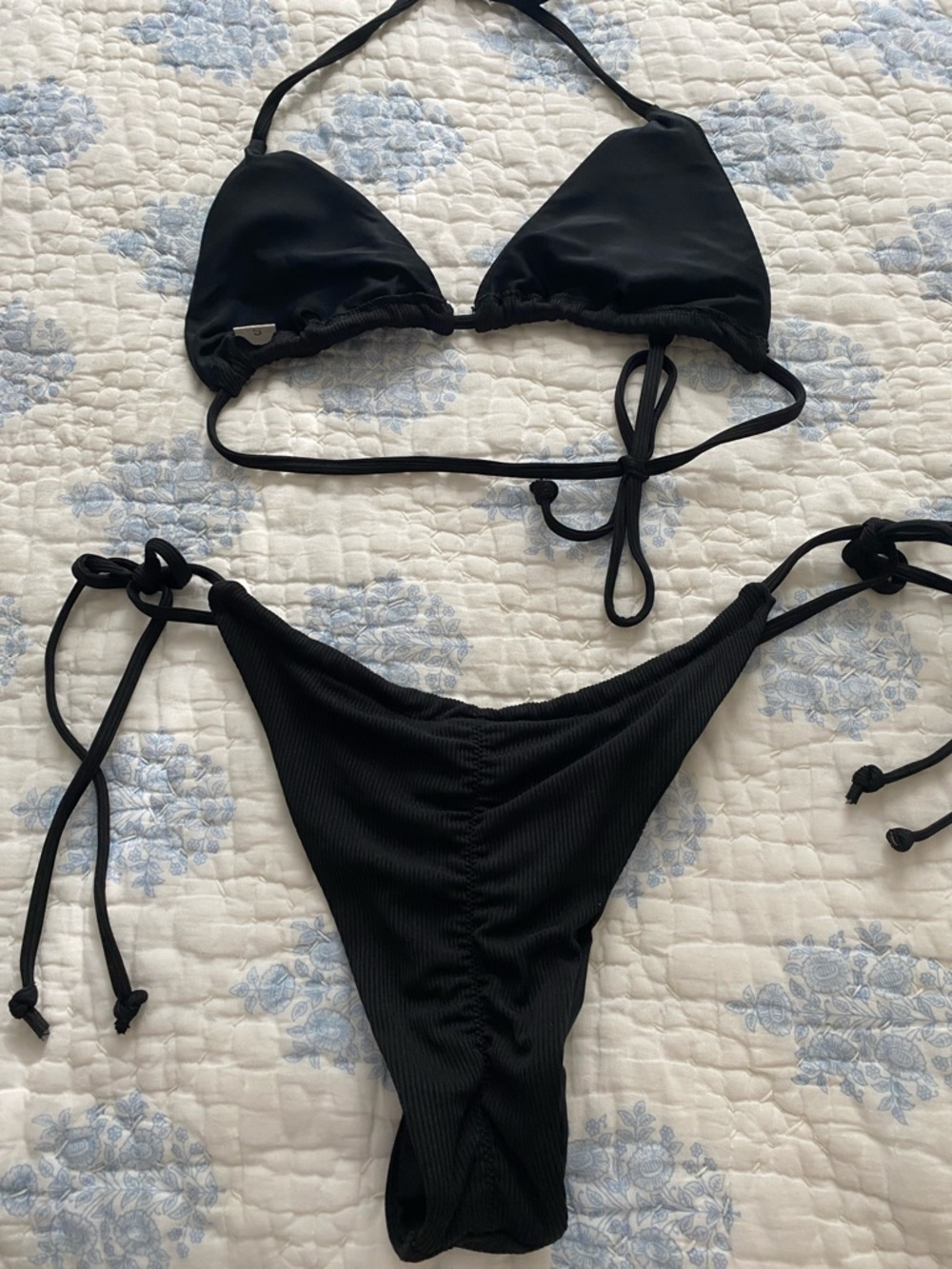 Black Ribbed String Bikini Set - Picture 3 of 4